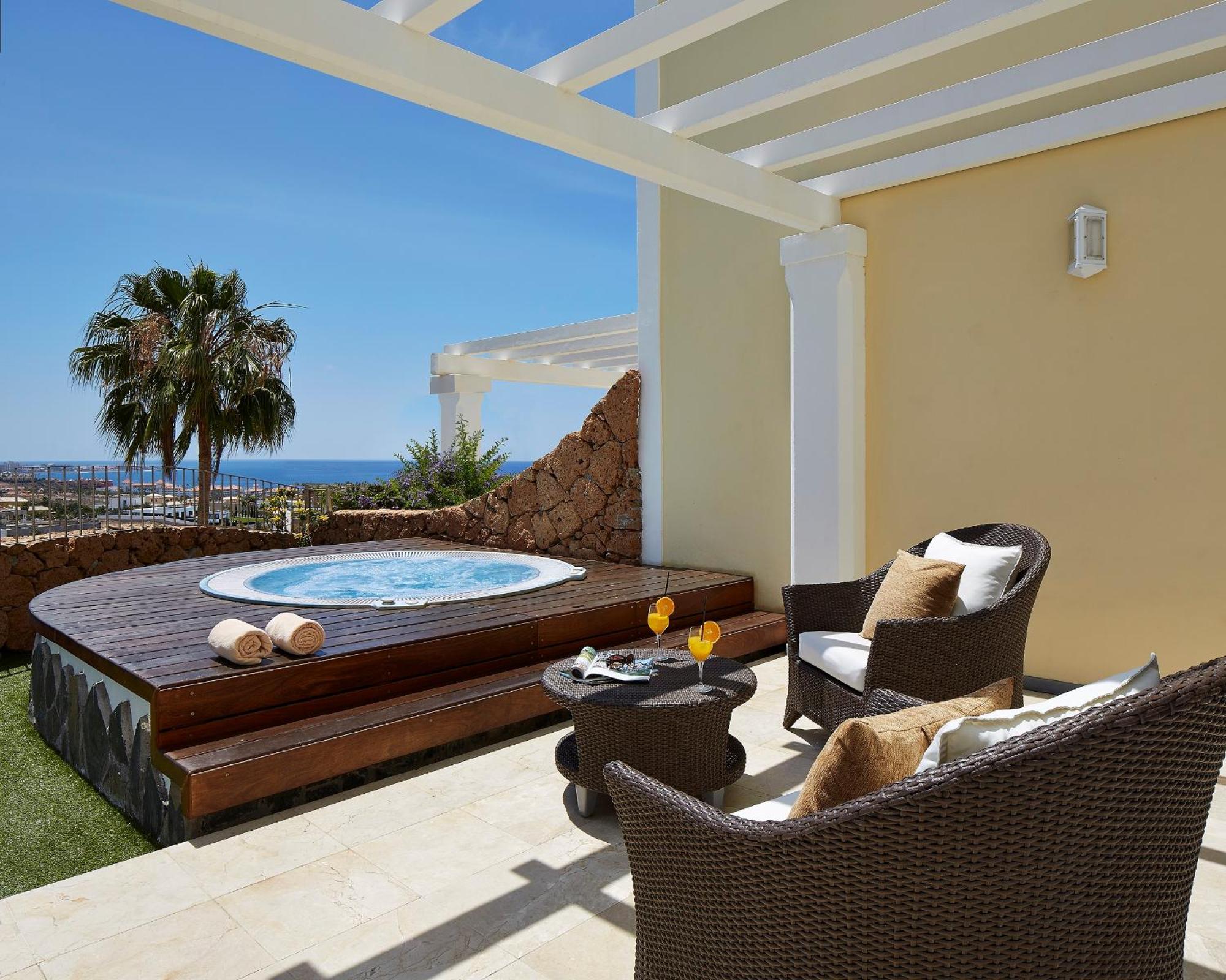 אדחה Hotel Suite Villa Maria מראה חיצוני תמונה